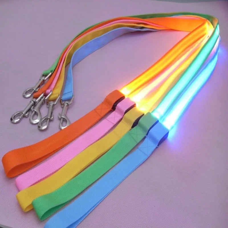 "LumiWalk™ - Correa LED de Seguridad Recargable"